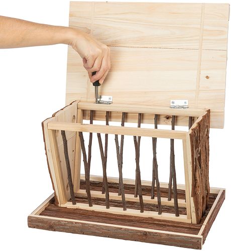 TRIXIE Heuraufe mit Boden und Dach, Rindenholz, 40 × 22 × 30 cm