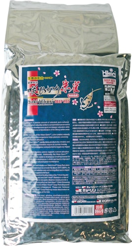 Hikari Saki Deep Red Medium Koifutter