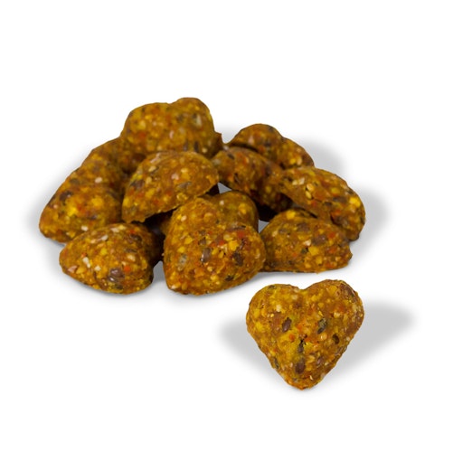 JR FARM Erdbeer-Herzchen 150g Kleintiersnack